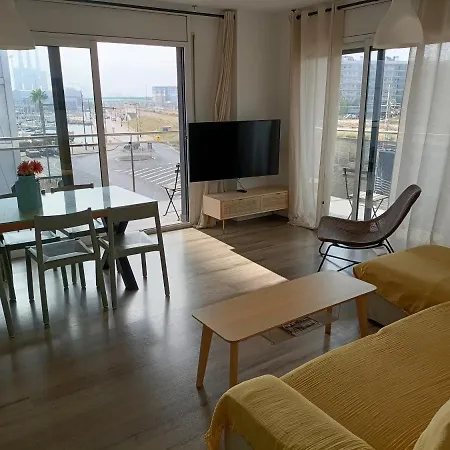 Gran Apartmento Playa * Badalona